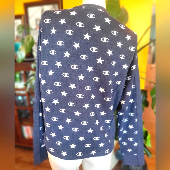 Champion Sweater - Picture 2 of 4